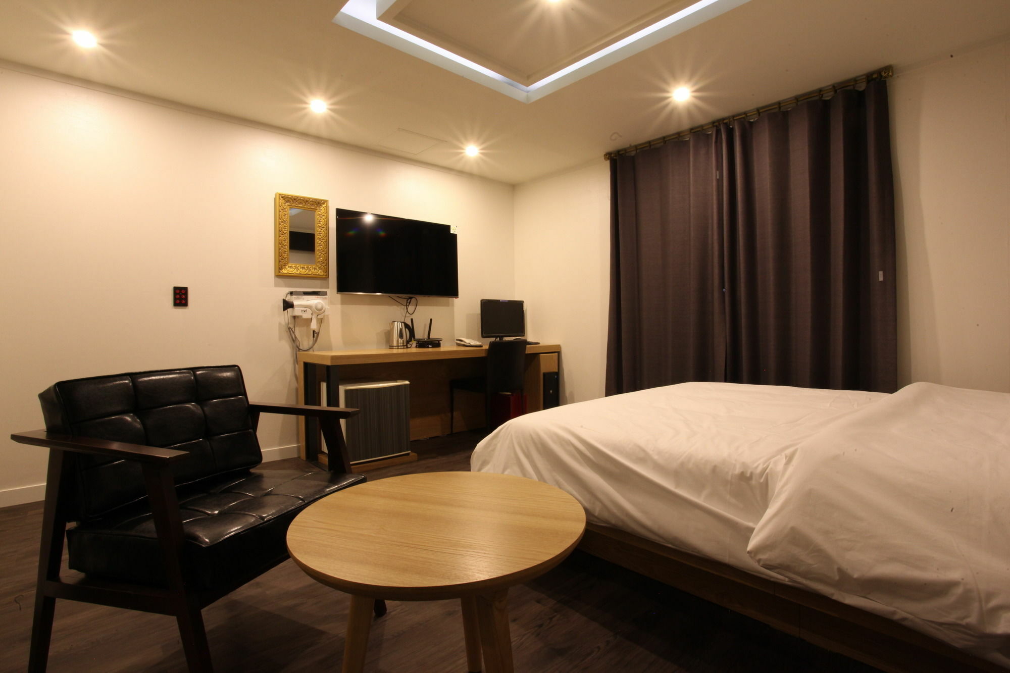 Hotel Manhattan 2*